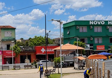 Praça Lomanto Júnior recebe obras de revitalização em Laje